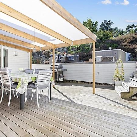 Villa Med Pool Och Bara 600M Till Havet! トローサ エクステリア 写真